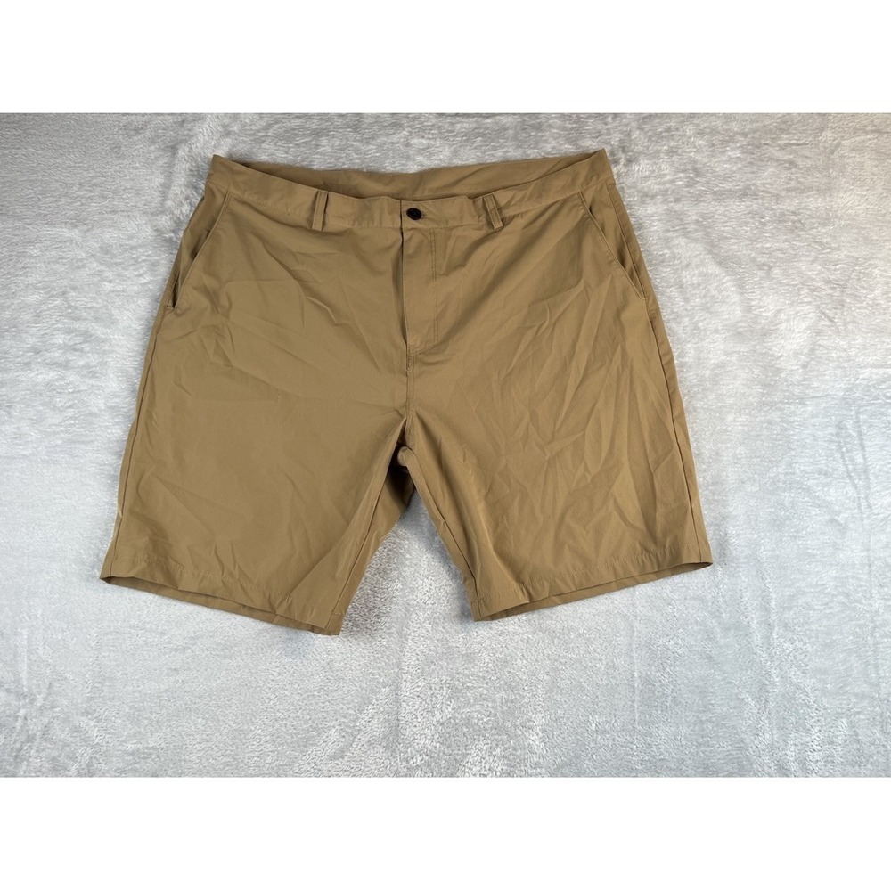 Vetemin Shorts Mens 40 Beige Athleisure Performance Style